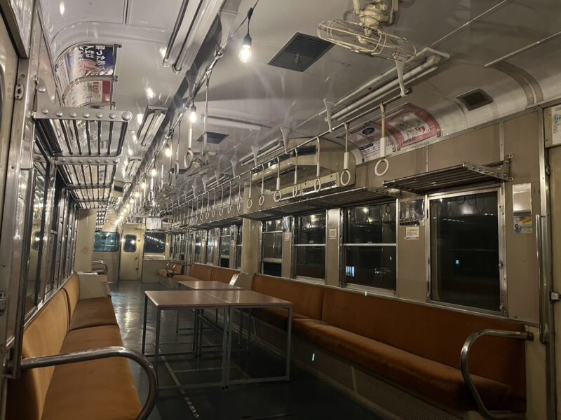 キハ203貸切BBQ車内